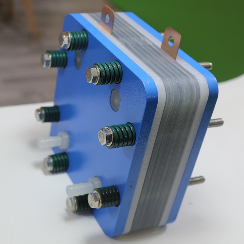Processus d'assemblage de la pile de batteries à flux liquide: de la préparation des composants à l'optimisation de la technologie