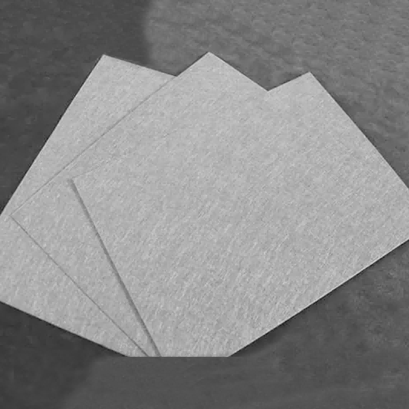 Tapis de gaz diffusé à gaz pour le tapis en fibre de titane à pile à combustible