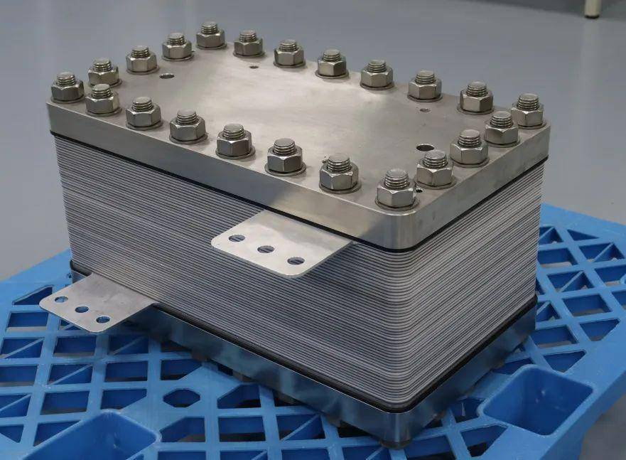 Générateur d'hydrogène électrolyseur PEM de haute pureté (1 nm3 / h - 50 nm3 / h)