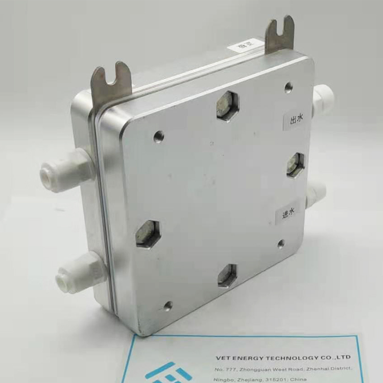 Electrolyser PEM pour un fonctionnement continu